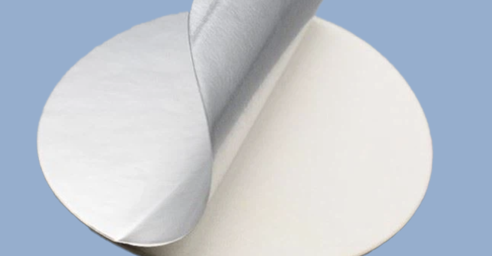 Sello foil de aluminio de 2 piezas con respaldo de cartón, espesor 0.025”, ideal para sellado por inducción en envases de plástico o vidrio – Sellaempaq
